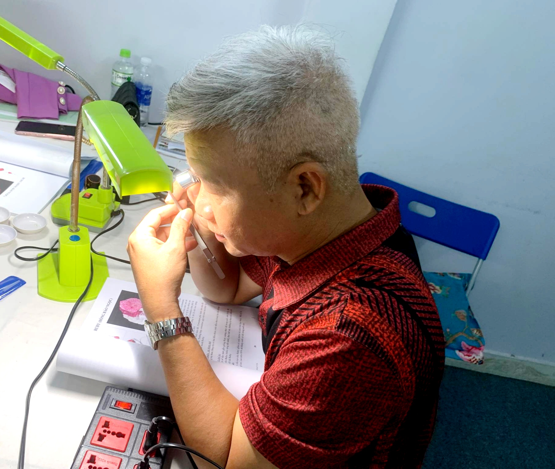 học nhận định đá quý chất lượng