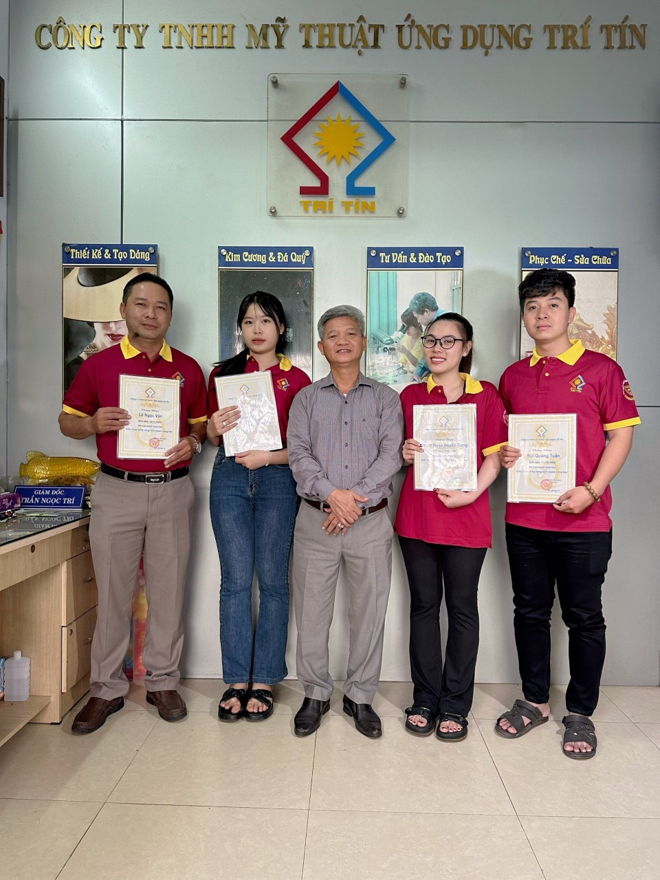 khóa học nhận định đá quý