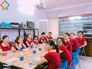 đào tạo tạo mẫu trang sức sáp từ đá quý