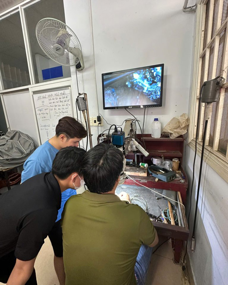 những khó khăn của nghề kim hoàn