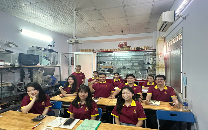 địa chỉ dạy nghề kim hoàn TPHCM