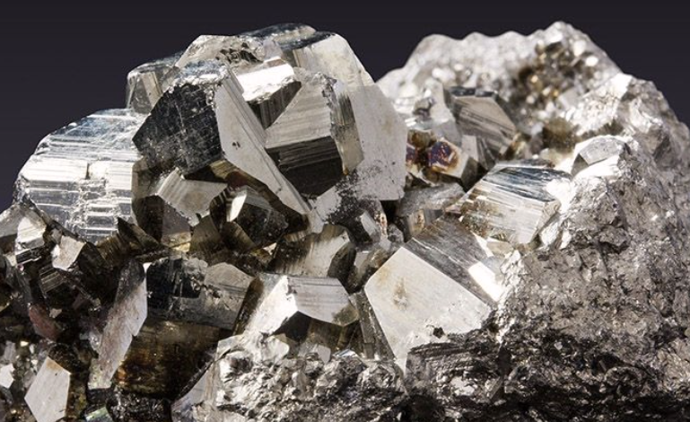 kỹ thuật phân kim thu hồi bạc 9999 