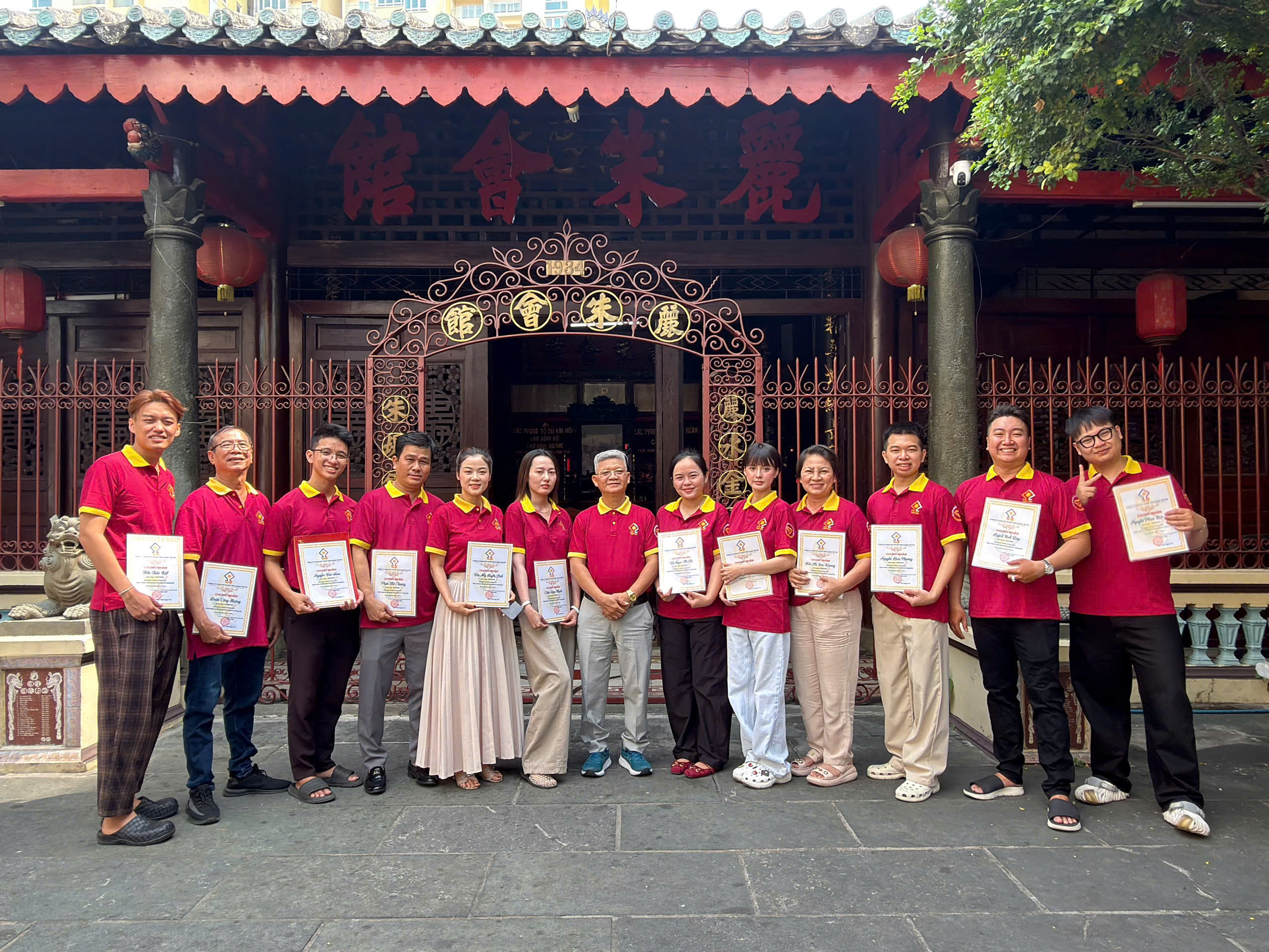 học sửa chữa trang sức vàng bạc tphcm
